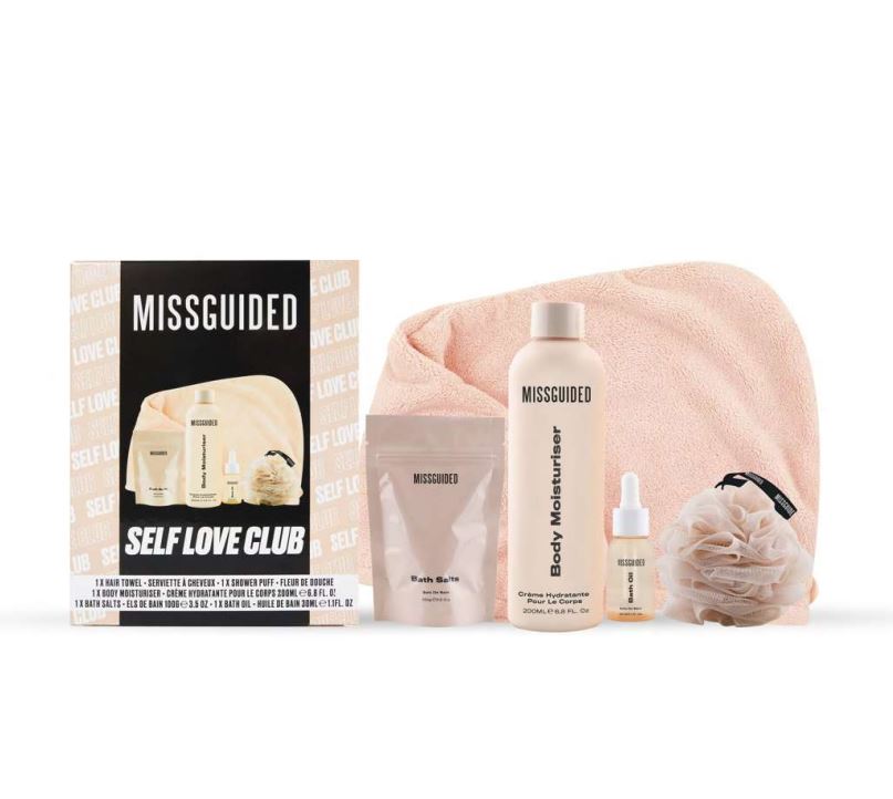 MISSGUIDED Self-love Club 2023 - Damaged Box